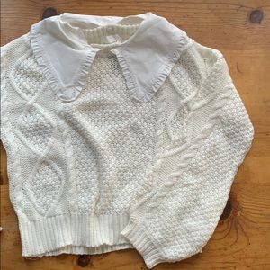 Cream & White Sweater with Removable Collar